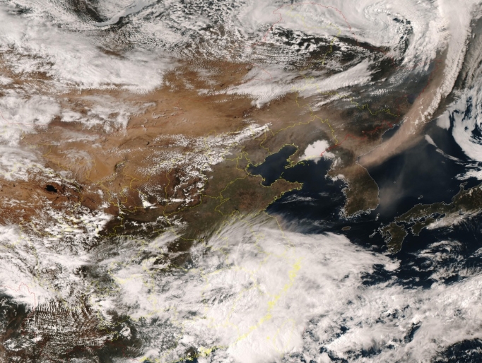 4月25日15时30分北方海区气象云图.png